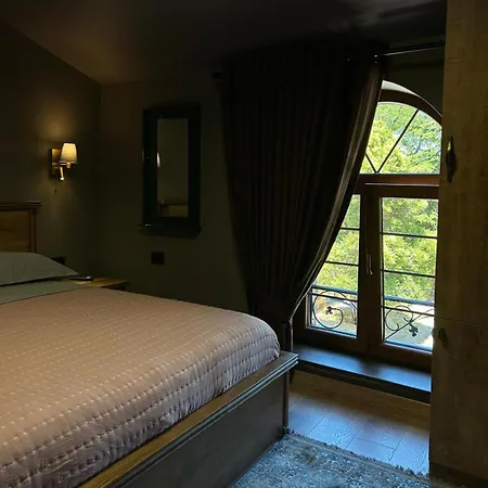 Fole Guest House Pogradec Exterior photo